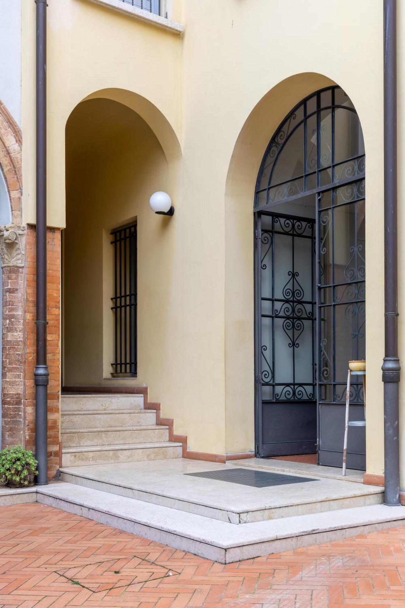 Casa Petrucci Centro Storico Apartment Forli Exterior photo